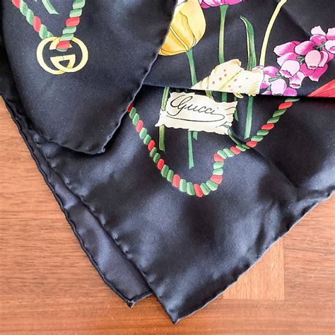 gucci silk scarf black